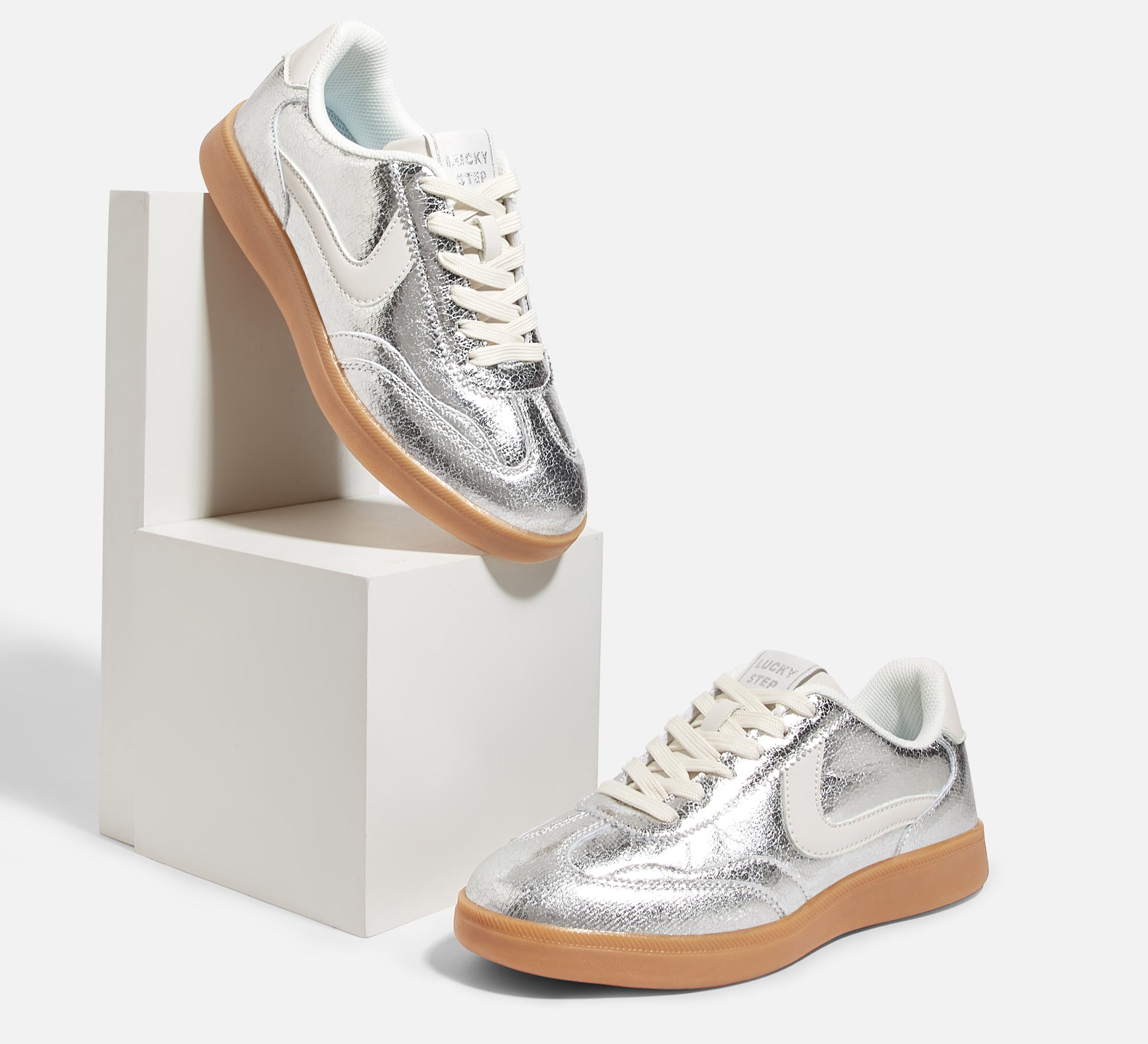 Women's Retro Sneakers - Non-Slip Comfort Walking Shoes