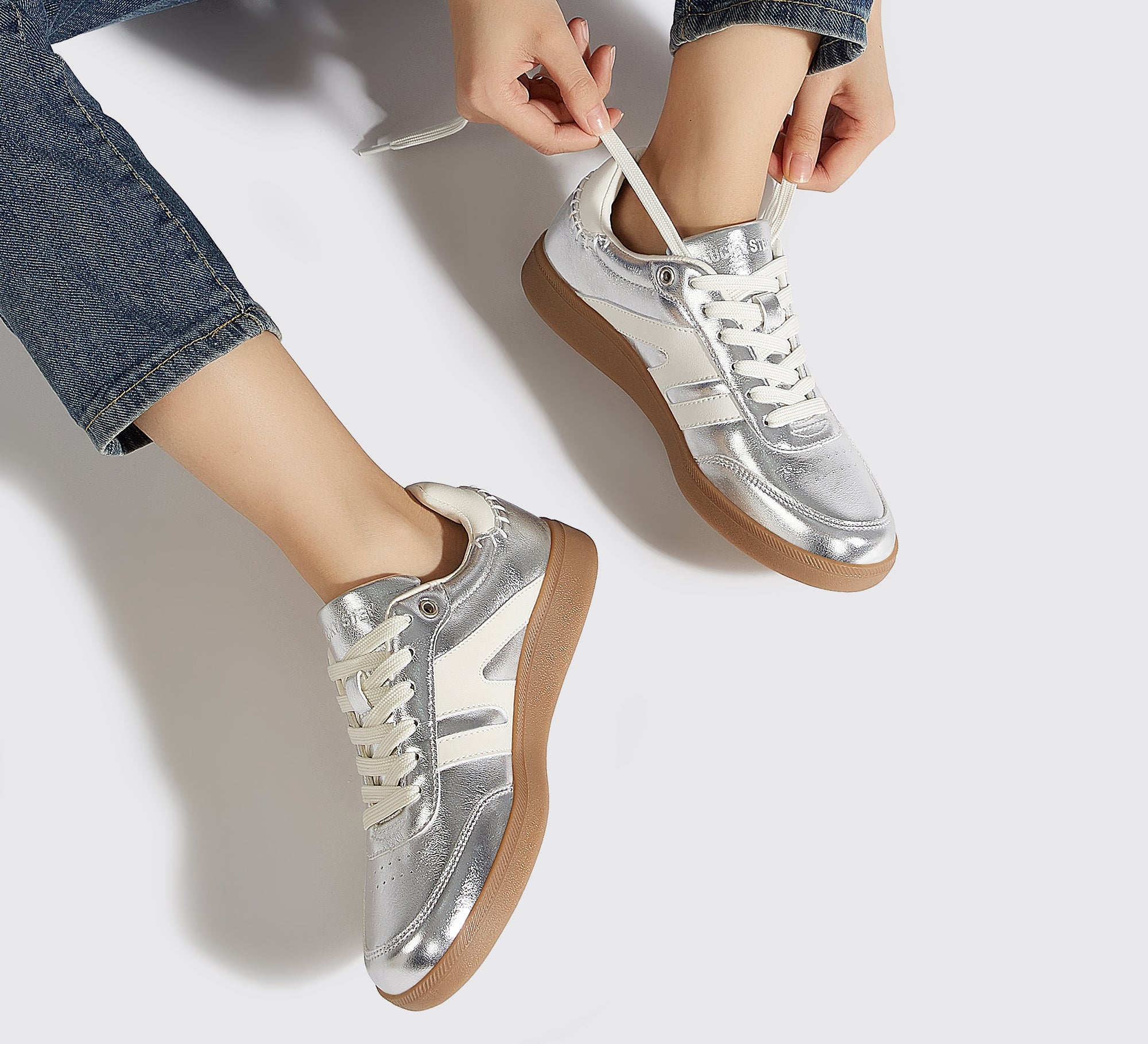 Women's Fashion Anti-Slip Leather Sneakers