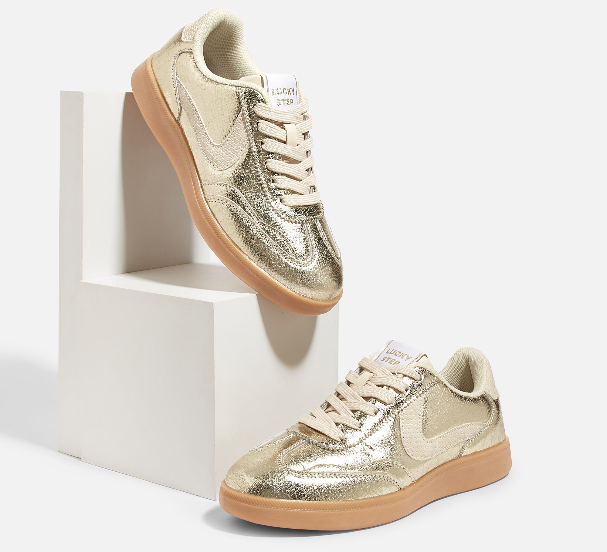 Women's Retro Sneakers - Non-Slip Comfort Walking Shoes