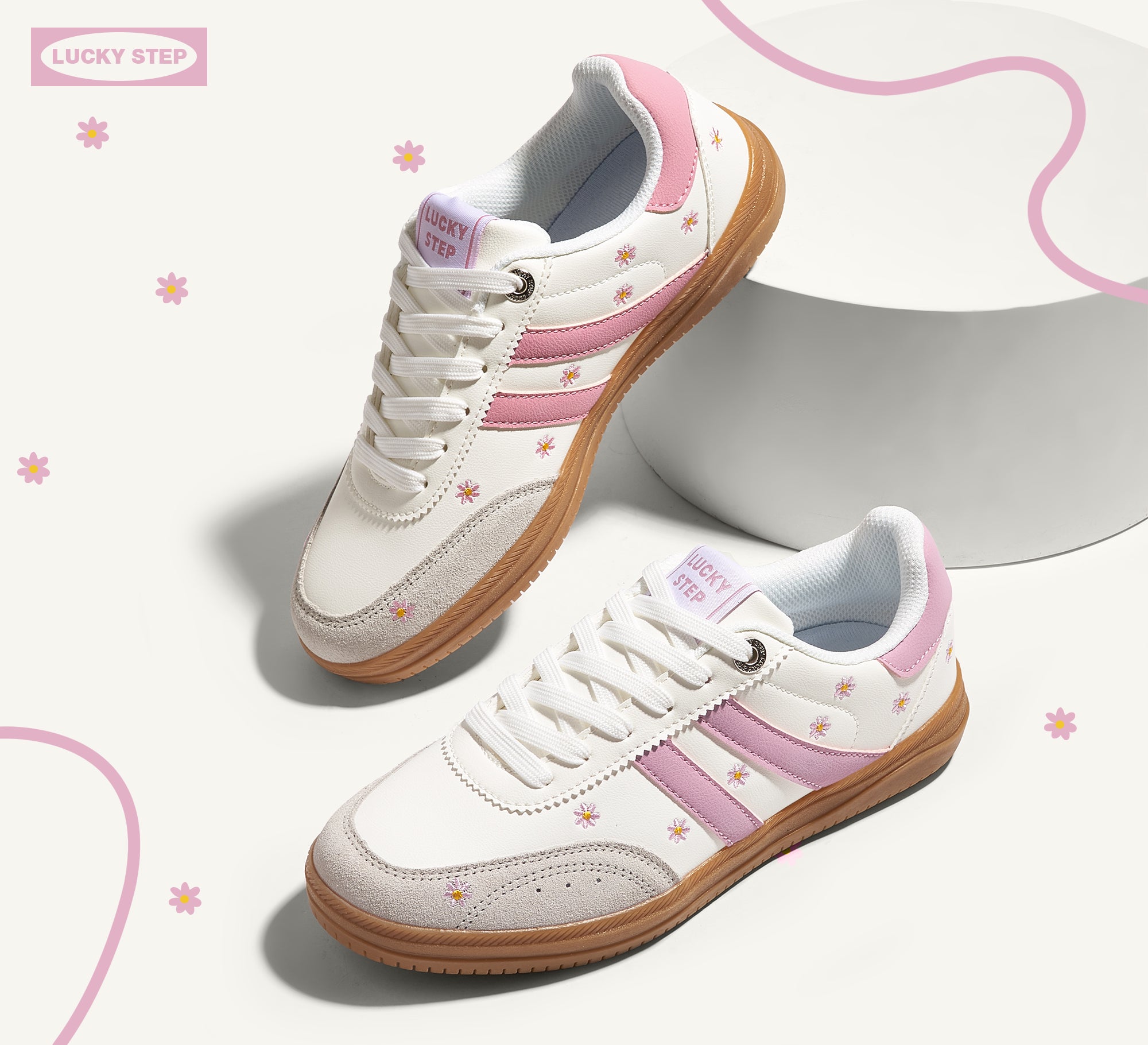 Women's Floral Embroidery Retro Sneakers - Gum Sole Anti-Slip Walking Shoes