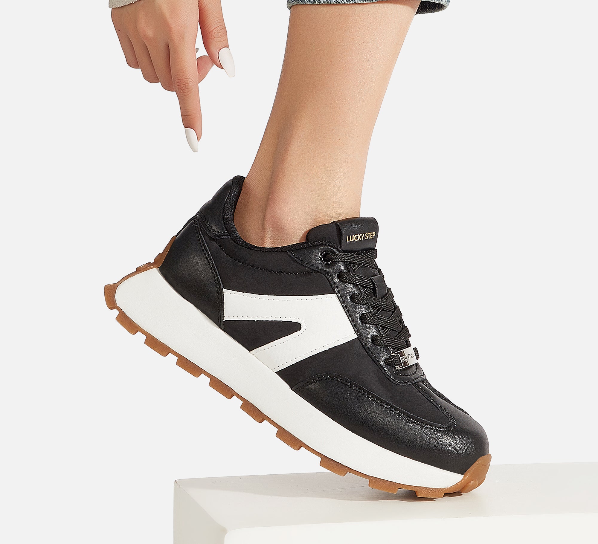 Lucky Step Women’s 1.81" Platform Sneakers