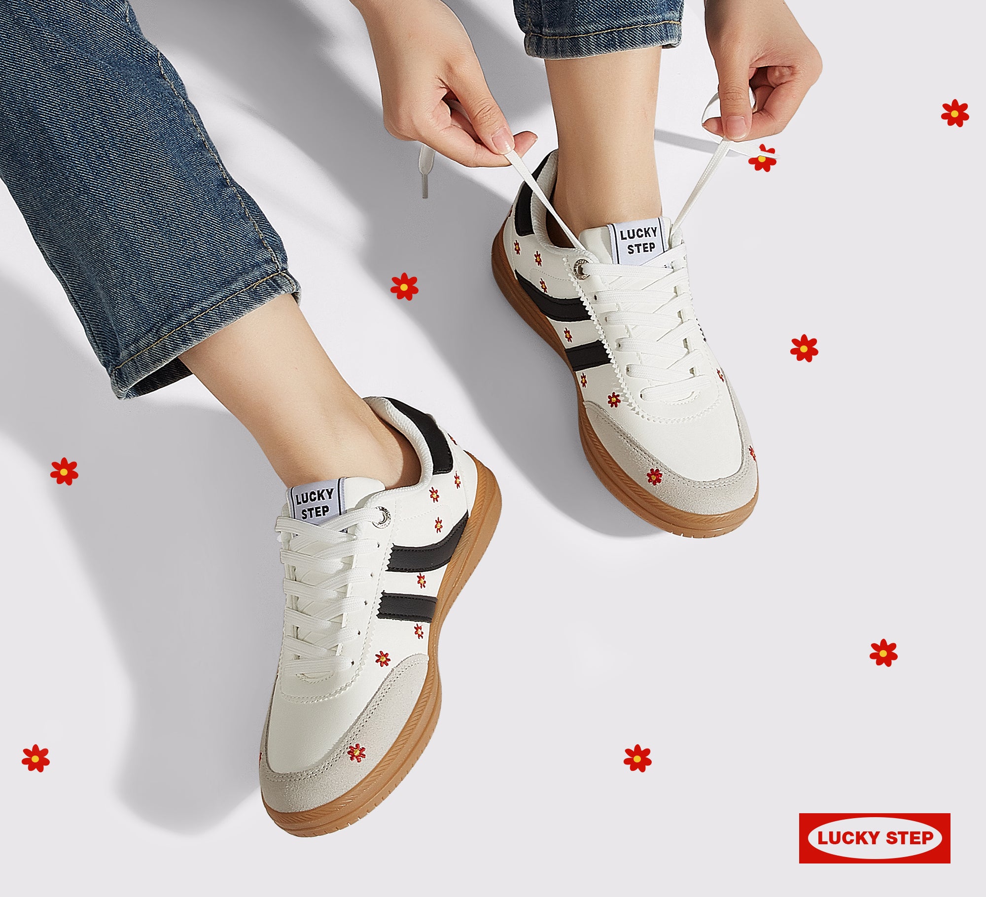 Women's Floral Embroidery Retro Sneakers - Gum Sole Anti-Slip Walking Shoes