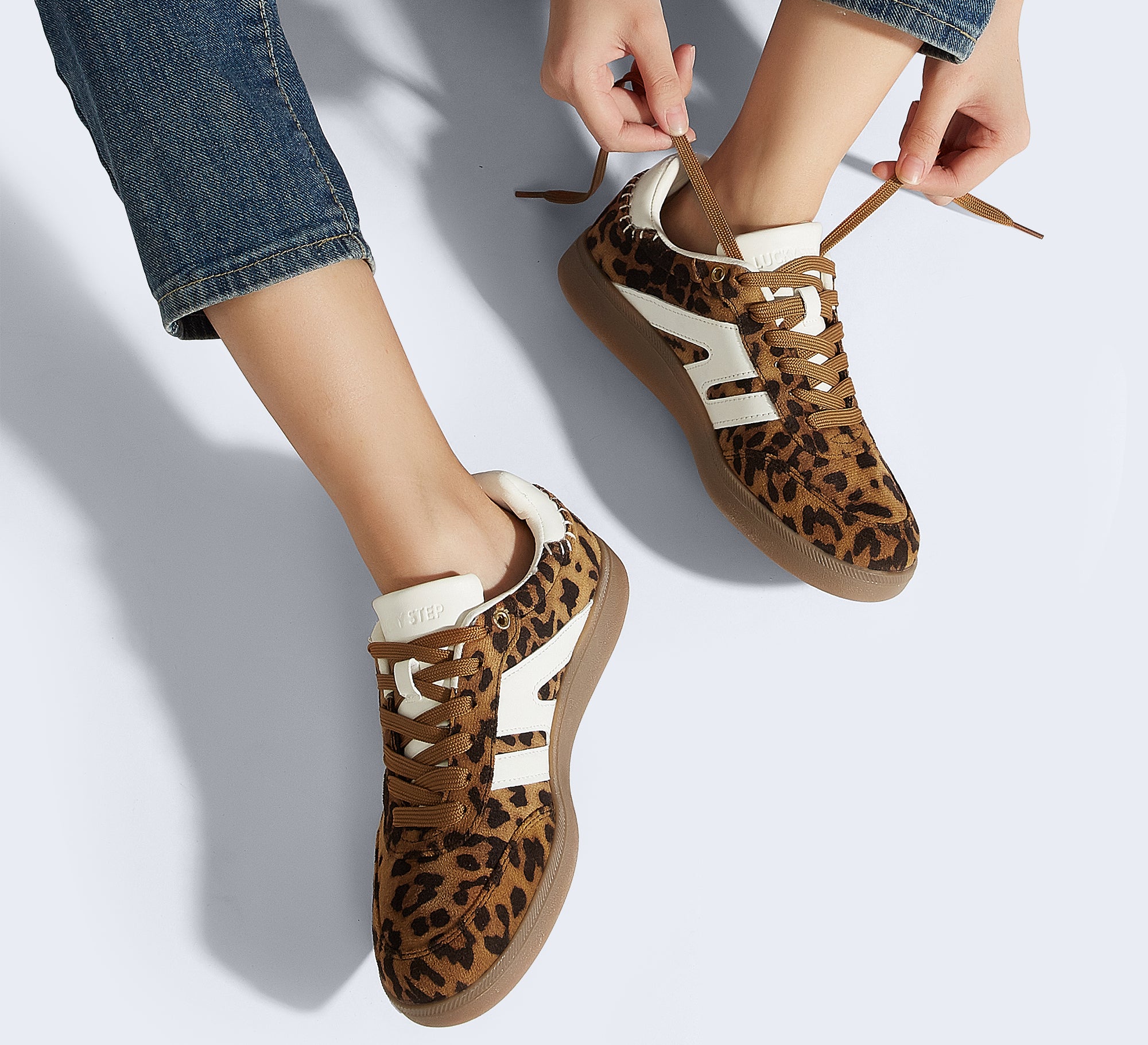 Women's Fashion Anti-Slip Leather Sneakers
