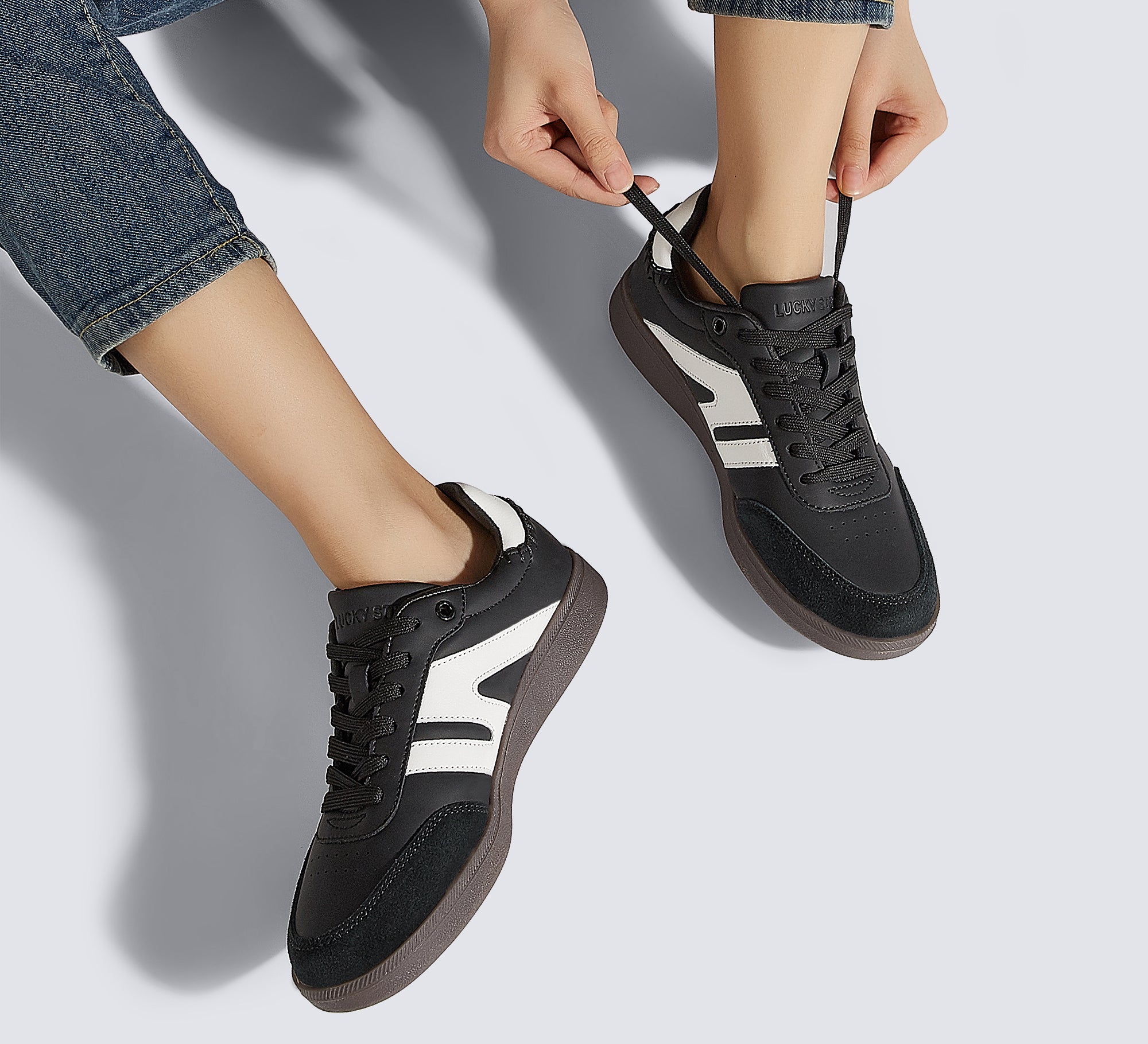 Women's Fashion Anti-Slip Leather Sneakers